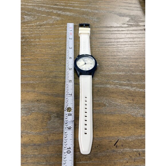 Fossil Mens white black quartz watch in good working condition SKU 8813 - Picture 3 of 13